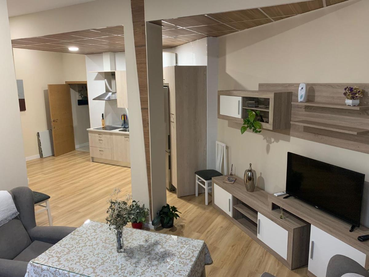 Apartamentos La Union Arroyo de la Luz エクステリア 写真